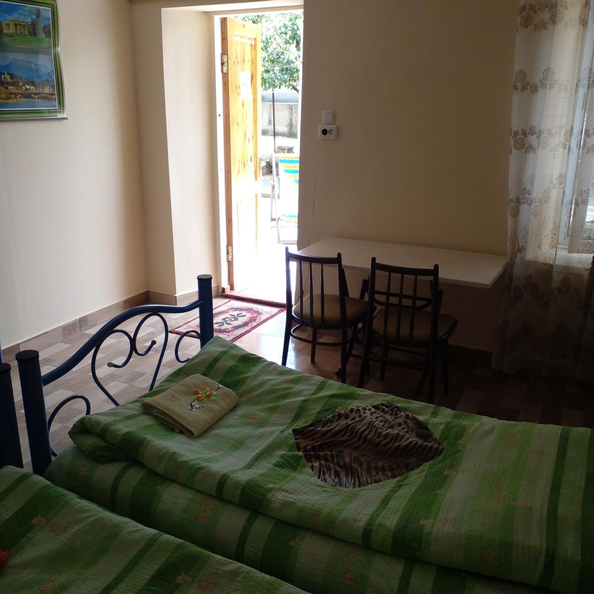 Giorgi's Homestay Kutaisi Luaran gambar