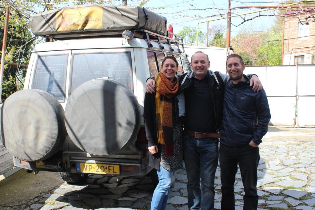 Giorgi's Homestay Kutaisi Luaran gambar