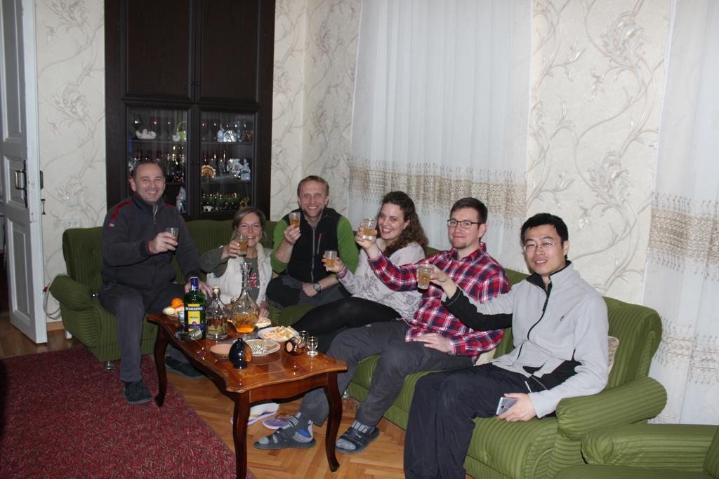Giorgi's Homestay Kutaisi Luaran gambar