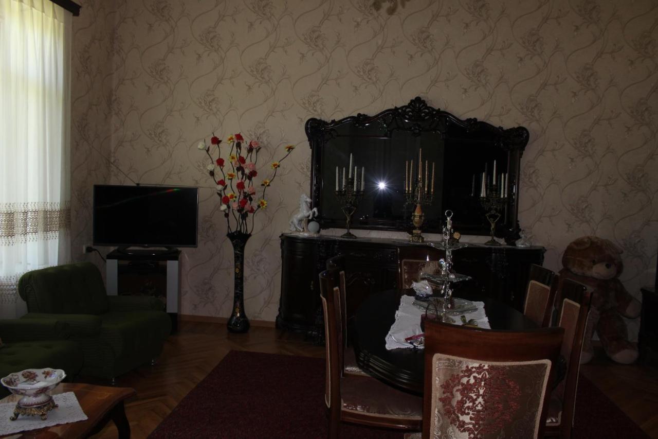 Giorgi's Homestay Kutaisi Luaran gambar